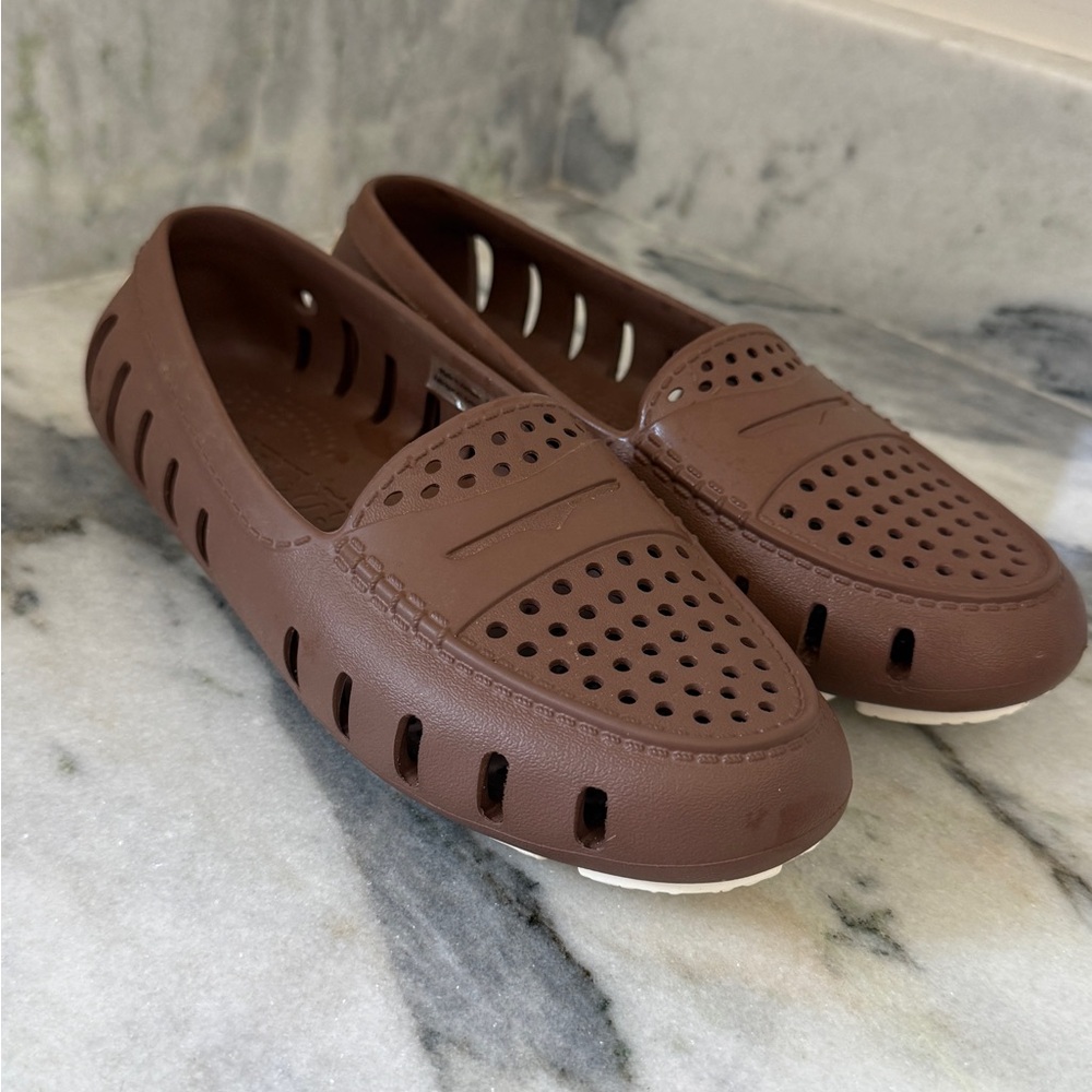 Women's Brown Floafers